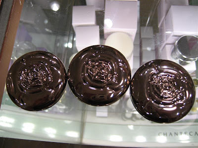 Chantecaille, holiday, 2009, Les Petales, Reve de Rose, Voile de Rose, Lumiere de Rose, rose compacts